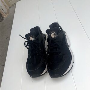 Nike Black and White Athletic Sneakers